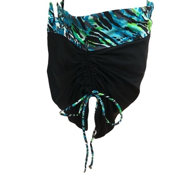 SKIRTED swimsuit bottom with adjustable side ruching. Size XL - Picture 2 of 8